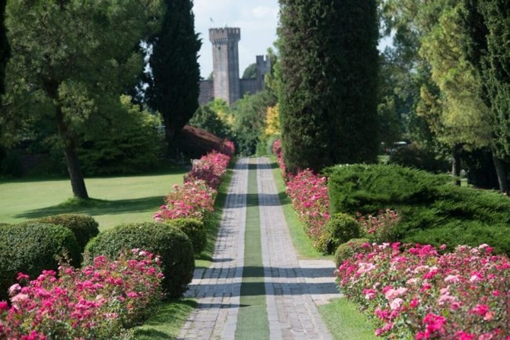 Al Parco Sigurtà premiate le opere d’arte della mostra Florart Al Parco Sigurtà premiate le opere d’arte della mostra Florart