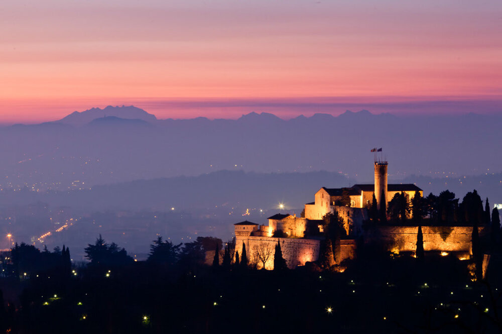 Sosteniamo il Castello di Brescia fra i luoghi del cuore FAI Sosteniamo il Castello di Brescia fra i luoghi del cuore FAI