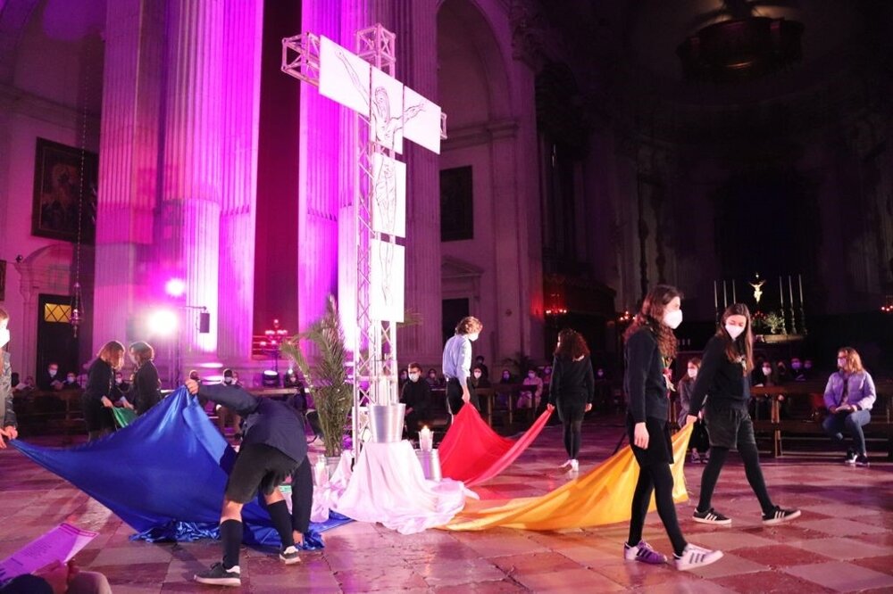 Augurio per una Serena Santa Pasqua Augurio per una Serena Santa Pasqua