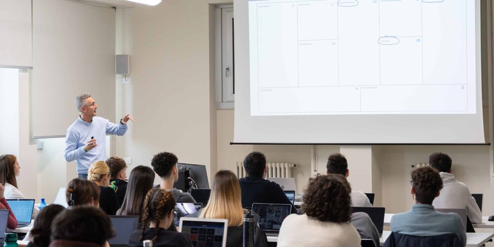 Web e comunicazione d'impresa Web e comunicazione d'impresa