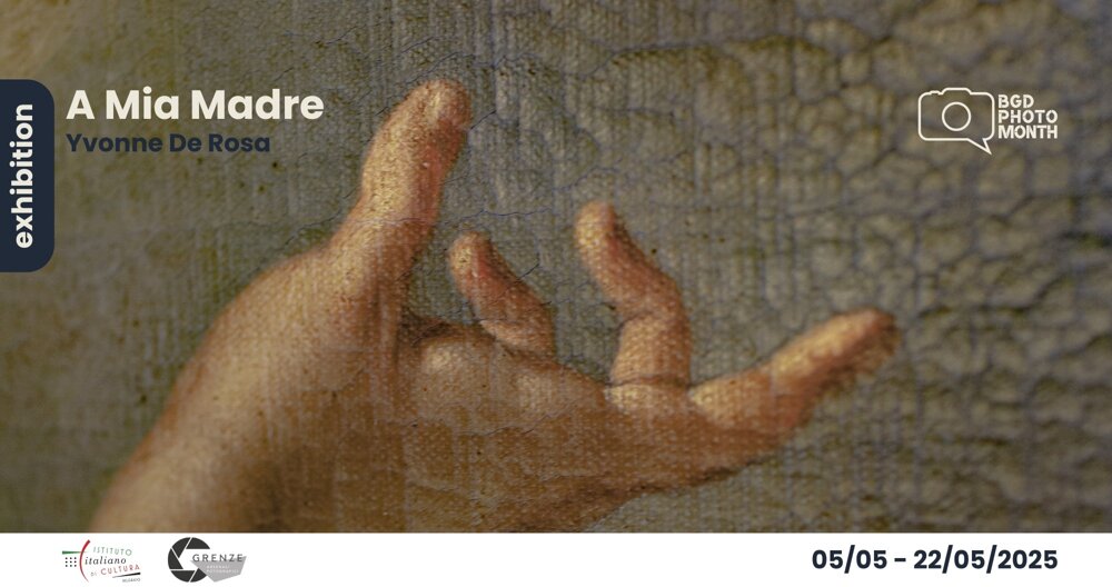 Simone Azzoni curatore della mostra «A Mia Madre» di Yvonne De Rosa Simone Azzoni curatore della mostra «A Mia Madre» di Yvonne De Rosa